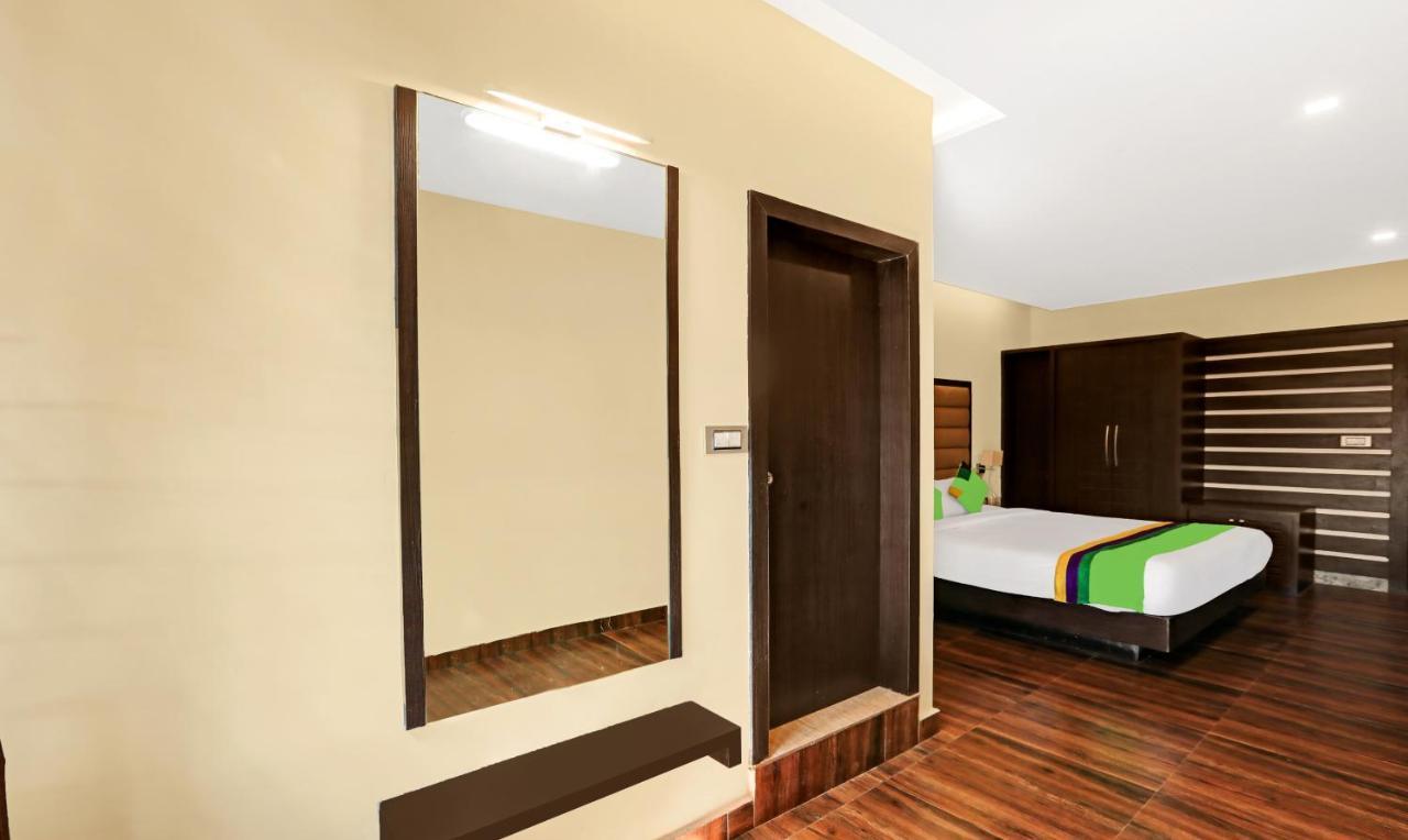 Hotel Treebo Doha King Madikeri Zewnętrze zdjęcie